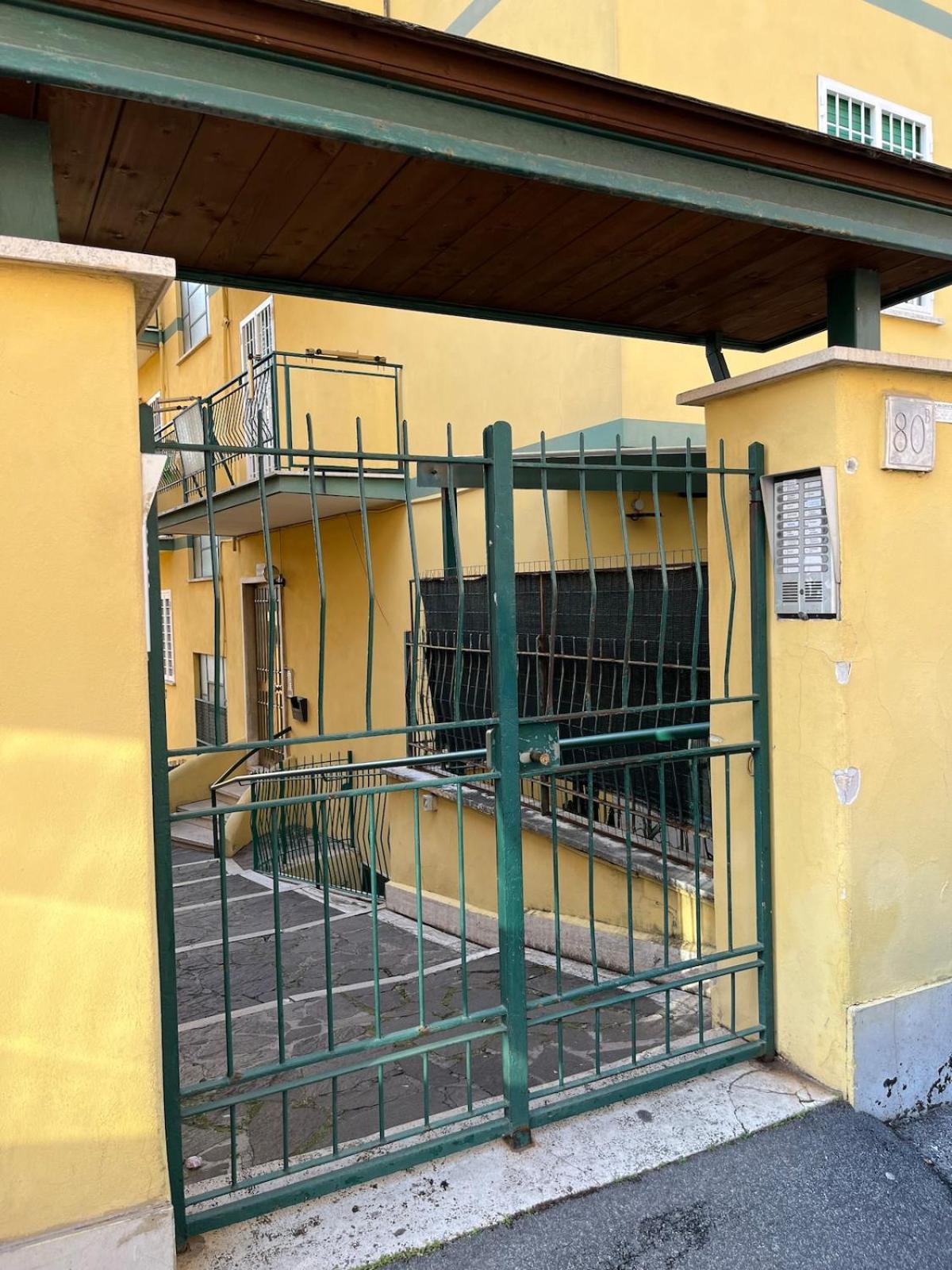 Lg - Near Vatican City, *